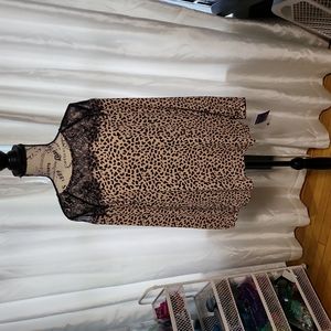 Apt. 9 leopard and Lace top size M